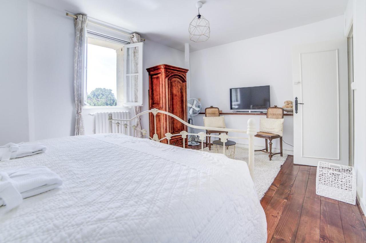 Manoir Le Coutureau Maisons D'Hotes Rouffignac-de-Sigoules Eksteriør billede